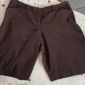 Brown knee length business shorts